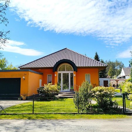 Ferienwohnung Am Waldesrand - Garten, Terrasse, Grill, Luftkuehler, Massagesessel, Kinderspielecke, Spielekonsole Cottbus Luaran gambar