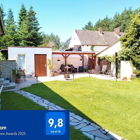 Ferienwohnung Am Waldesrand - Garten, Terrasse, Grill, Luftkuehler, Massagesessel, Kinderspielecke, Spielekonsole Cottbus Luaran gambar